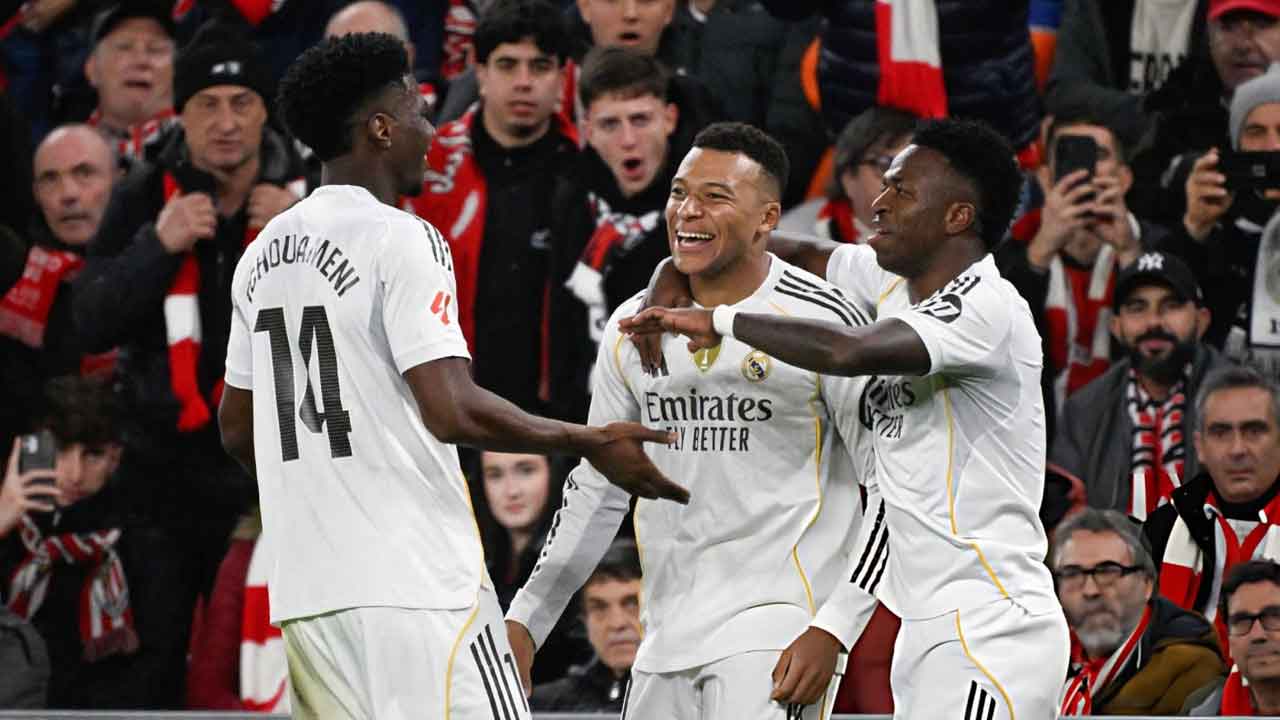 এমবাপ্পের জোড়া গোল, তিন ড্রয়ের পর রিয়ালের জয়