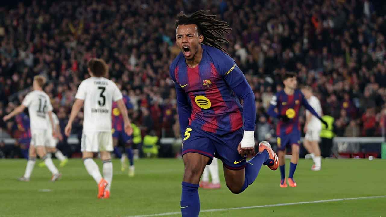 কুন্দের তিন মিনিটের ঝড়ে তিন পয়েন্ট পেল বার্সা