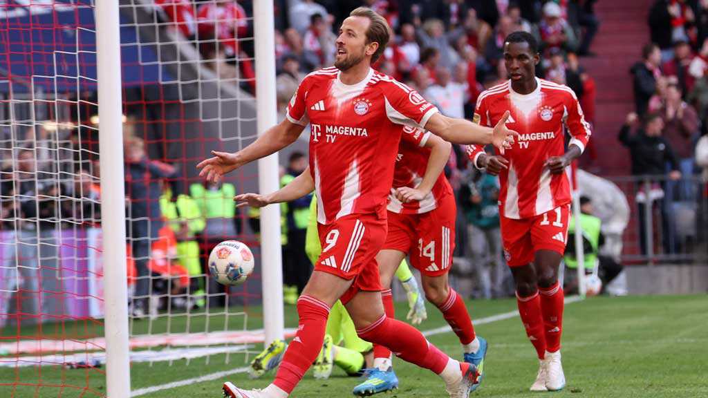 চার ম্যাচ বাকি রেখেই চ্যাম্পিয়ন বায়ার্ন