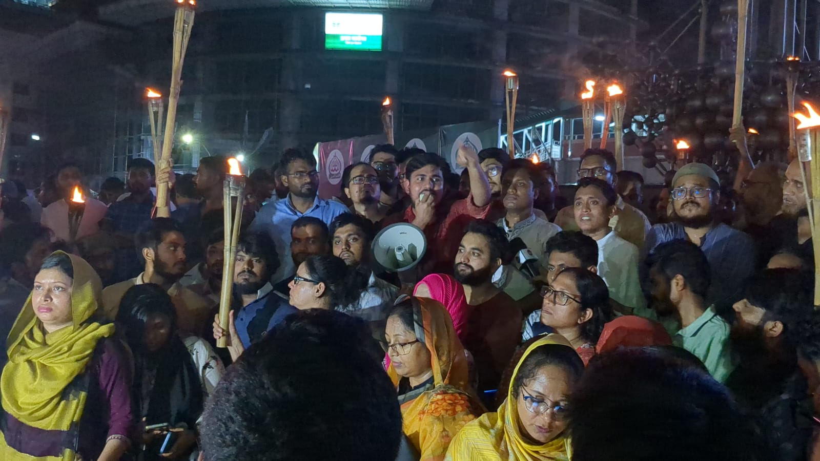 ঢাকা মহানগরের সব থানায় আজ স্মারকলিপি দেবে এনসিপি