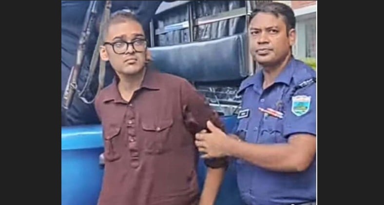 প্রয়াত বিএনপি নেতার ছেলের কাছে পাওয়া সেই অস্ত্র খেলনা পিস্তল