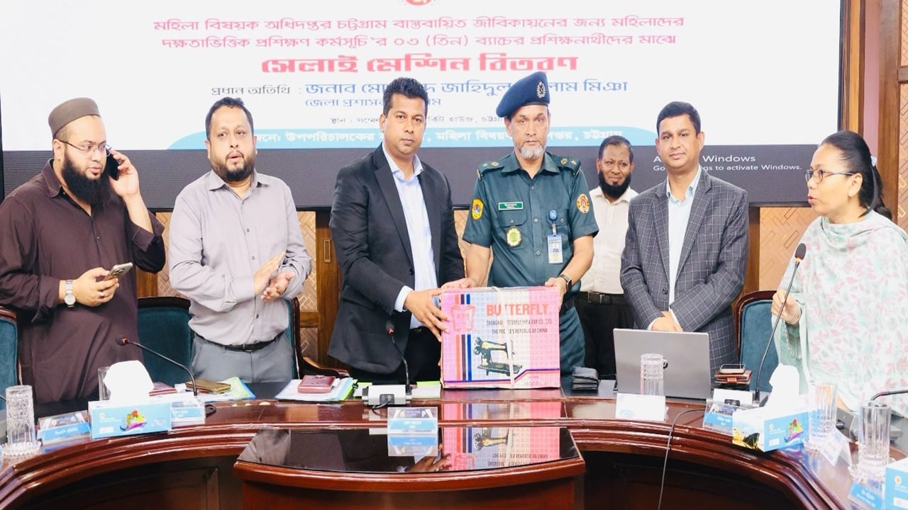দক্ষ মানুষই পারে পরিবার ও সমাজের পরিবর্তন আনতে: চট্টগ্রাম ডিসি