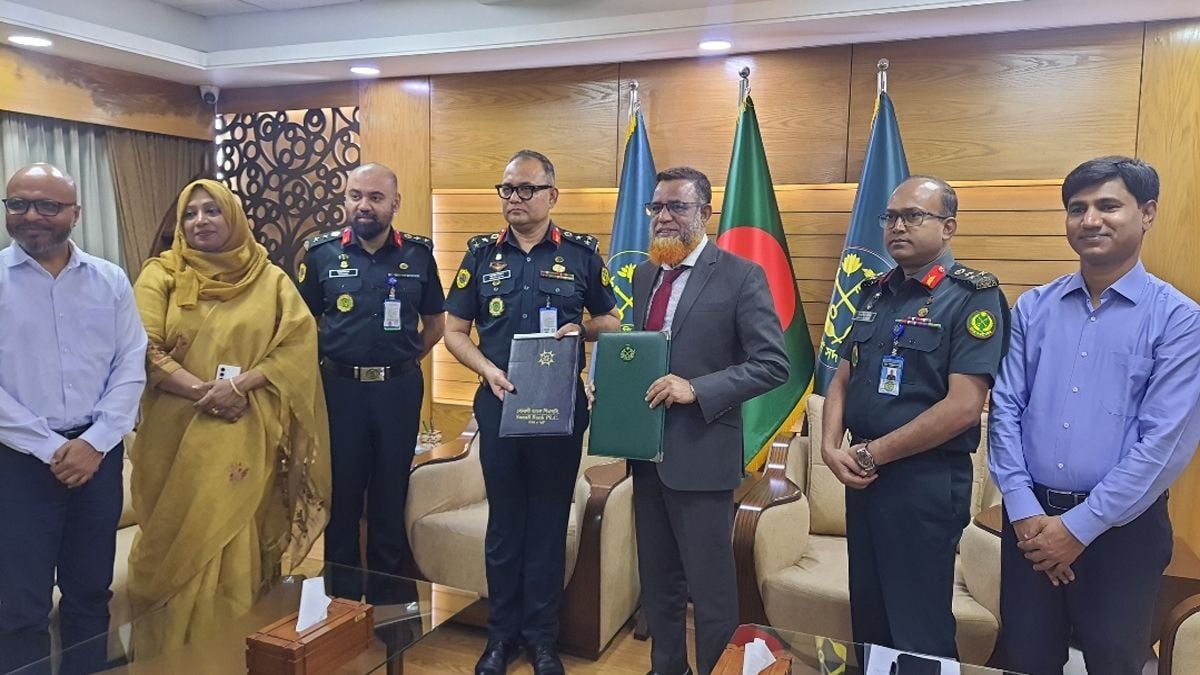 বন্দিদের লেনদেনে স্বচ্ছতায় নতুন উদ্যোগ নিল কারা অধিদপ্তর