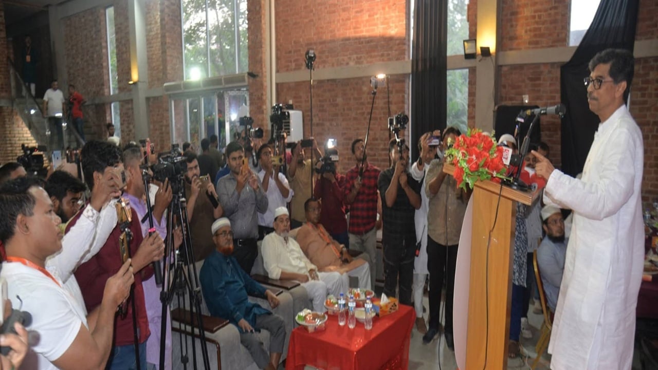 দেশের মানুষের প্রত্যাশা সুশাসিত ও সুন্দর বাংলাদেশ: কৃষিমন্ত্রী