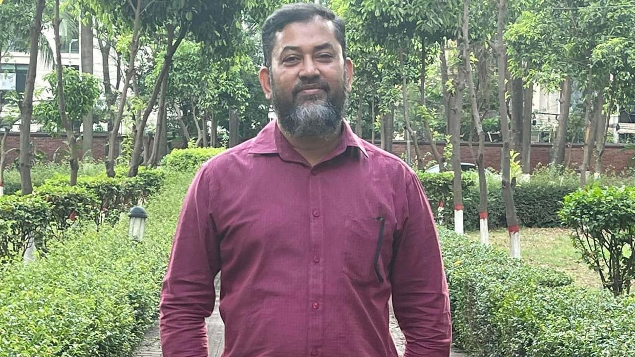 বেতারের আঞ্চলিক পরিচালক হলেন নিপীড়নের শিকার মনির হোসেন