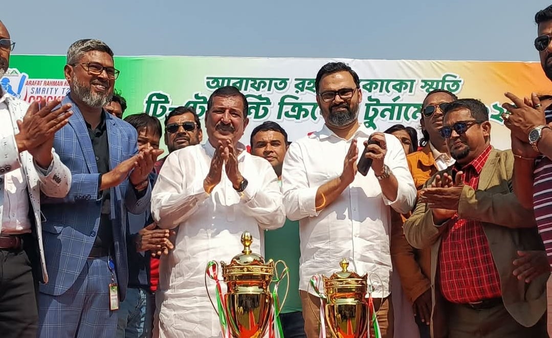 আওয়ামী প্রেতাত্মারা এখন বিএনপি হয়ে গেছে: আমিনুল হক