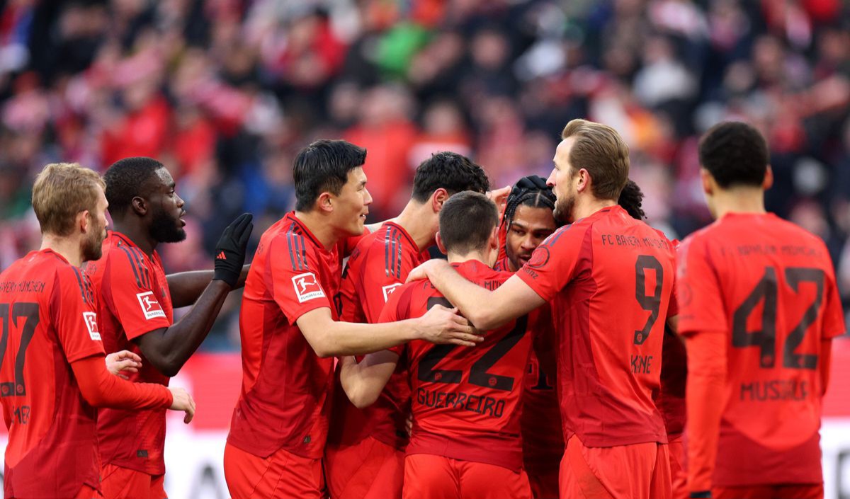 অপেক্ষা ফুরাল বায়ার্ন ও কেইনের