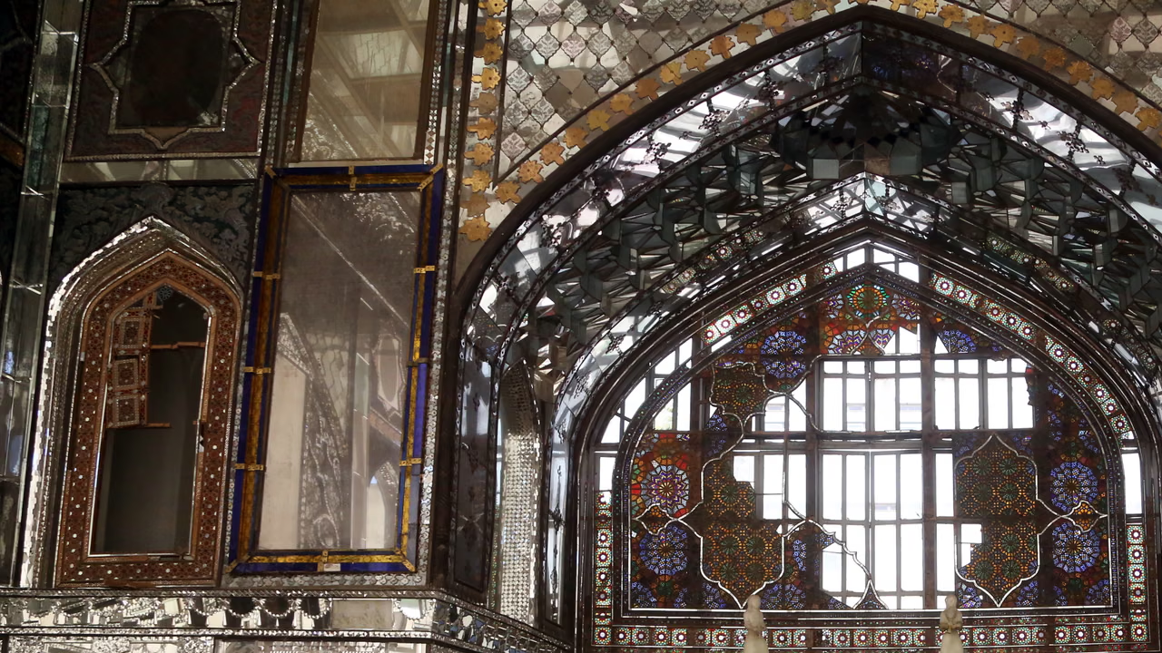 তেহরানে ৭৭টি ঐতিহাসিক স্থাপনা ক্ষতিগ্রস্ত