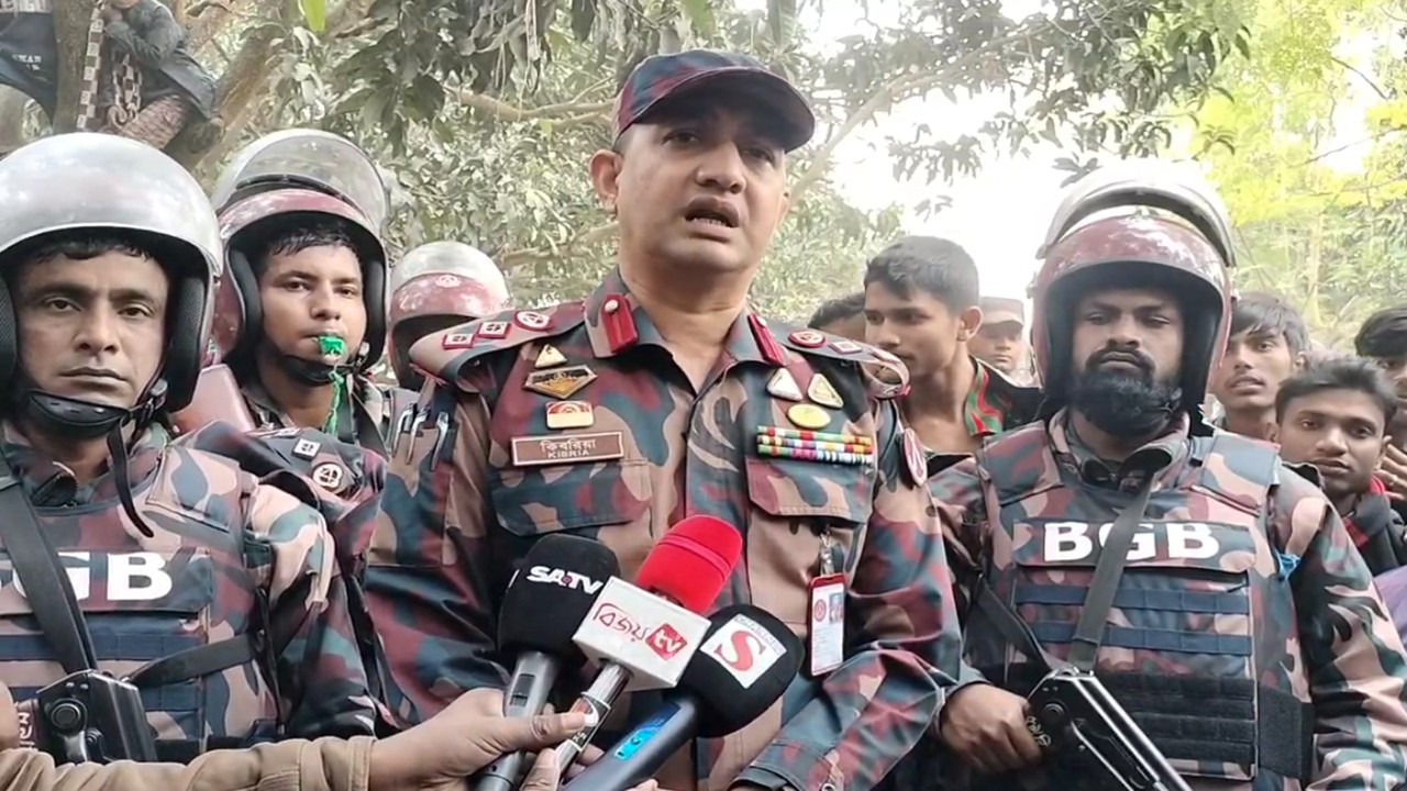 চাঁপাইনবাবগঞ্জ সীমান্তে অতিরিক্ত জনবল-শক্তি প্রত্যাহার