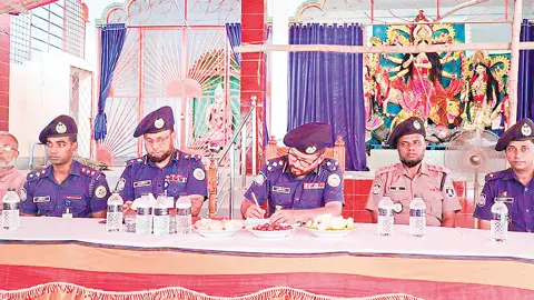 শারদীয় দুর্গোৎসবে শান্তিপূর্ণ পরিবেশ বজায় রাখার দাবি
