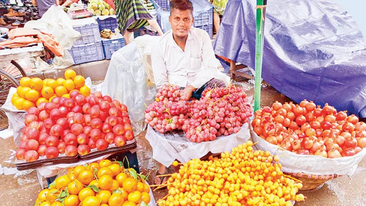 তিন কারণে অস্থির ফলের বাজার