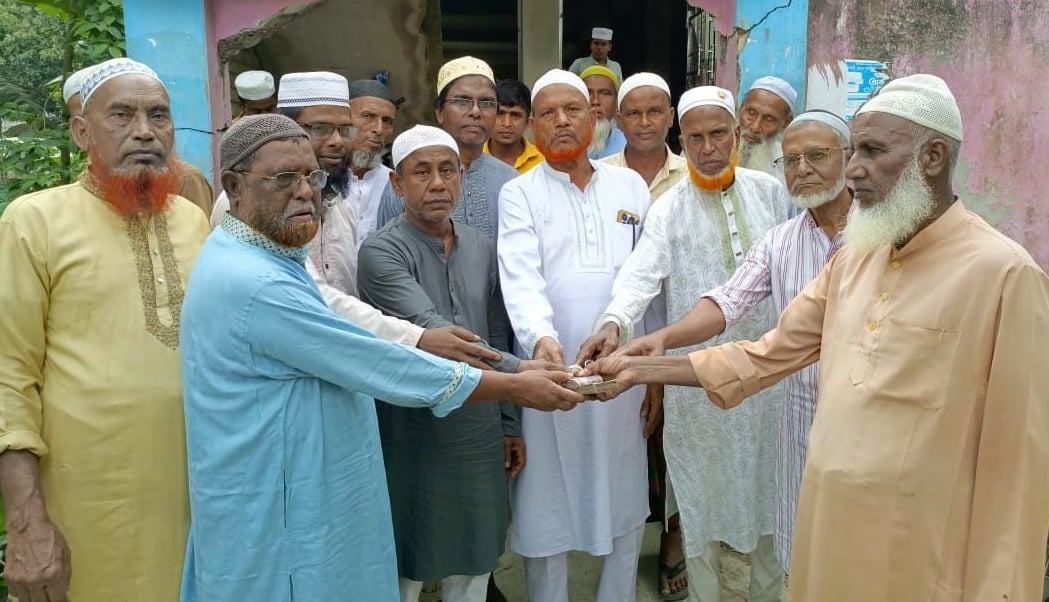 বিএনপির এমপি সেলিম রেজার বেতনের টাকা মসজিদে দান