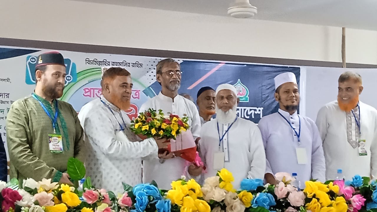 আওয়ামী দোসর জাপা নেতার জামায়াতে যোগদান, সমালোচনার ঝড়