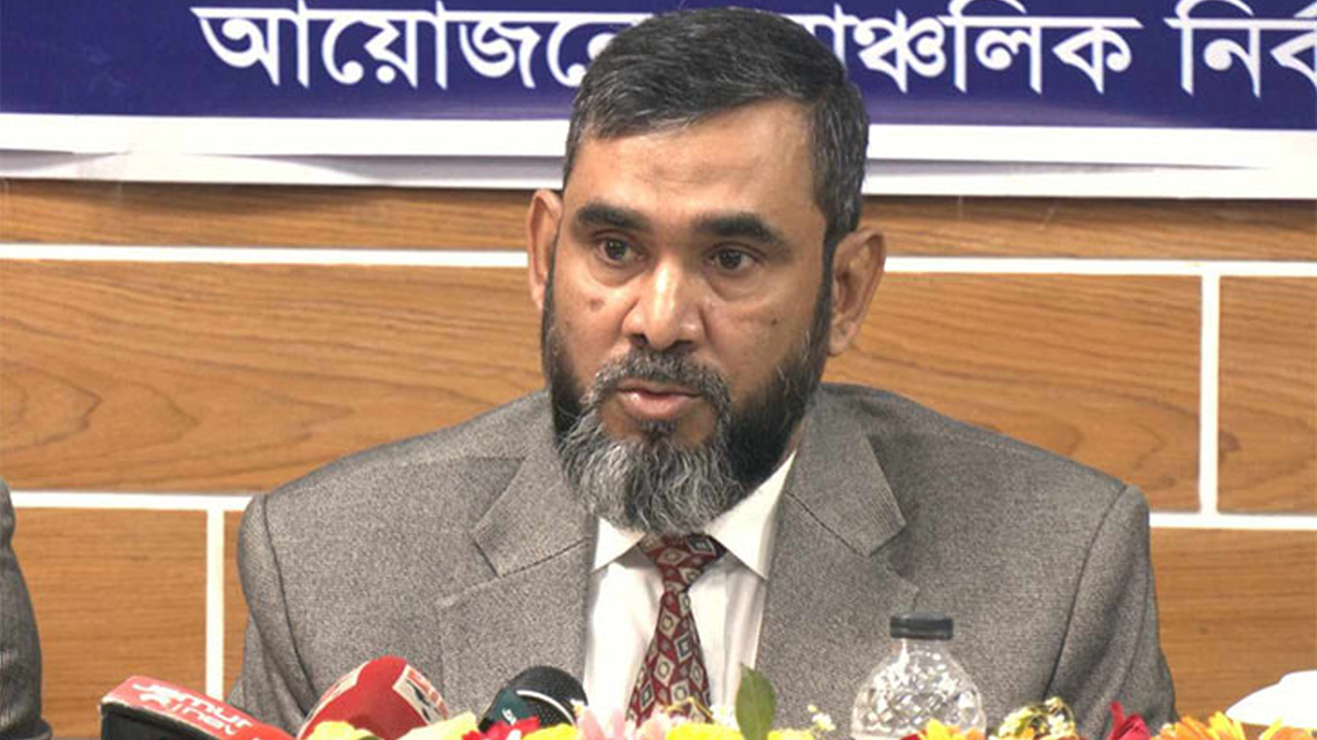 আগামী নির্বাচনে কেউ সামান্য পক্ষপাতিত্ব করলে ব্যবস্থা: ইসি সানাউল্লাহ