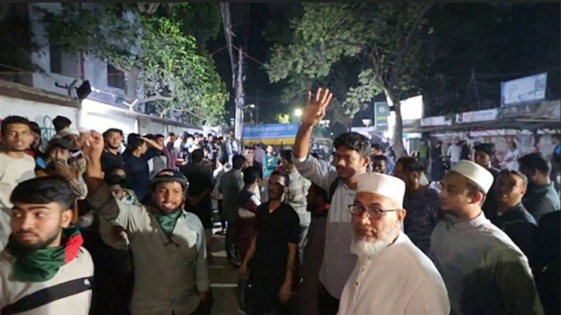 ঢাকা আলিয়া মাদ্রাসায় শিক্ষার্থীদের মধ্যে সংঘর্ষ, আহত ১০