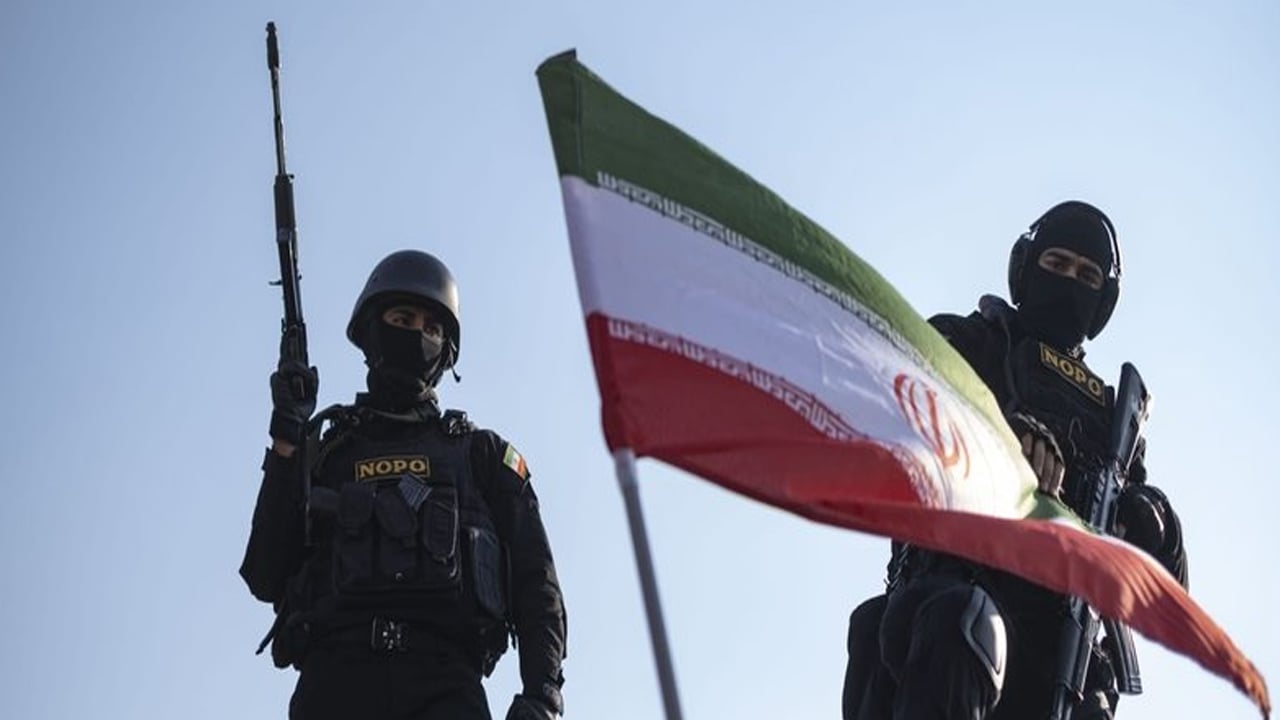 অবরোধ না তুললে হামলার হুঁশিয়ারি ইরানের