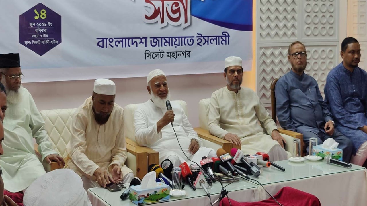 পররাষ্ট্রনীতি নিয়ে সরকারের ‘ভয়’ কেন, প্রশ্ন বিরোধীদলীয় নেতার