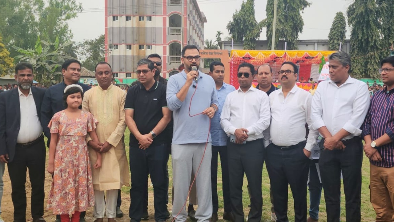 শহীদ আবু সাঈদের রক্তের ওপরেই নতুন বাংলাদেশ দাঁড়িয়ে আছে