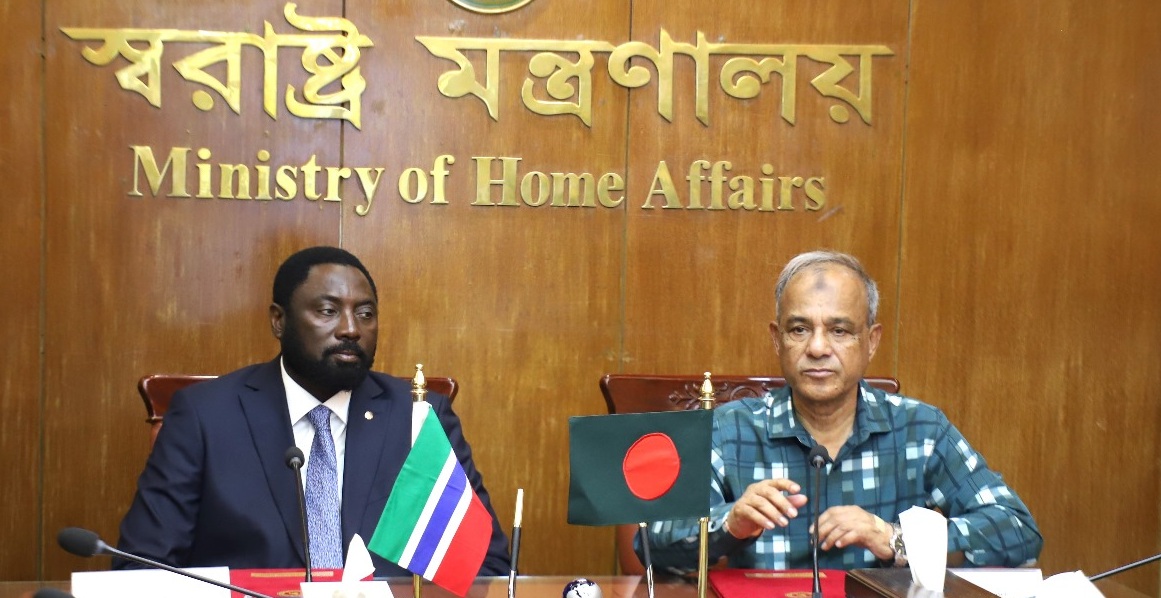 ‘গাম্বিয়ার সঙ্গে ভিসা অব্যাহতি চুক্তি দ্বিপাক্ষিক সম্পর্ক গভীর করবে’