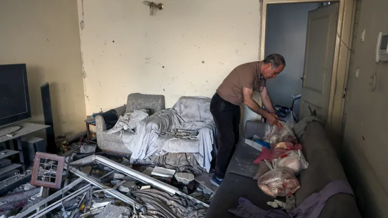 হরমুজ প্রণালির নৌচলাচল স্বাধীনতা পুনরুদ্ধারই সর্বাপেক্ষা গুরুত্বপূর্ণ: লিয়েন