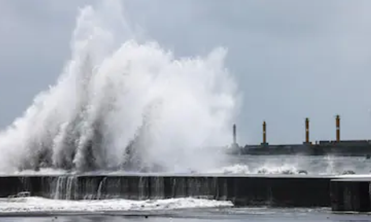 ফিলিপাইনে টাইফুন বাভির কারণে ভূমিধস, প্রাণহানি ১৫