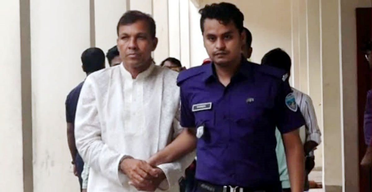 কক্সবাজারে ঘুষের টাকাসহ বিএনপি নেতা আটক