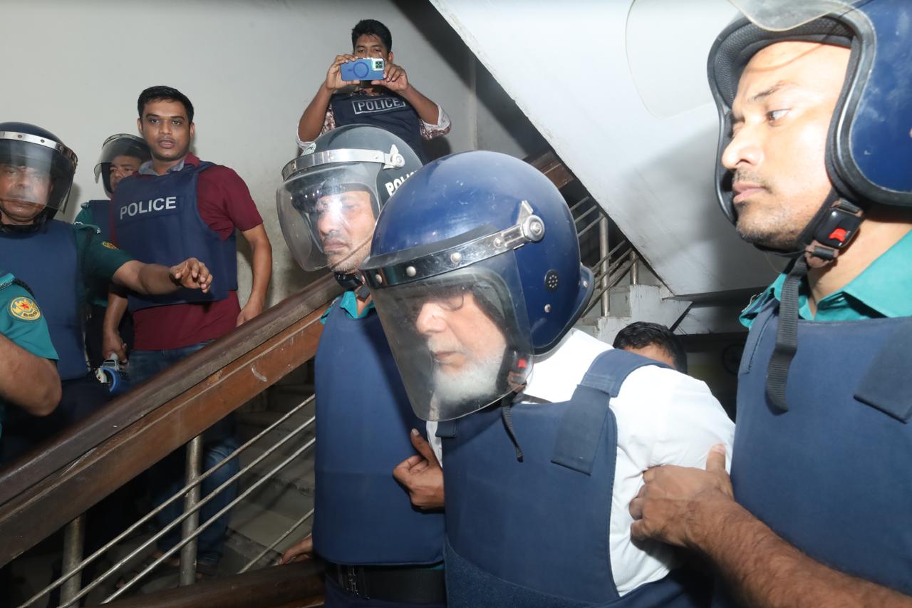 যুবদল কর্মী হত্যা মামলায় বিচারপতি খায়রুল কারাগারে