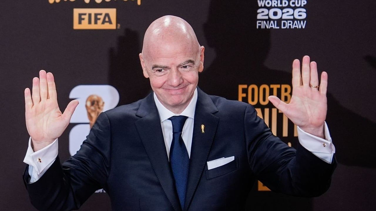 ৬০ ডলার মূল্যের ‘সাপোর্টার টিকিট’ ঘোষণা ফিফার