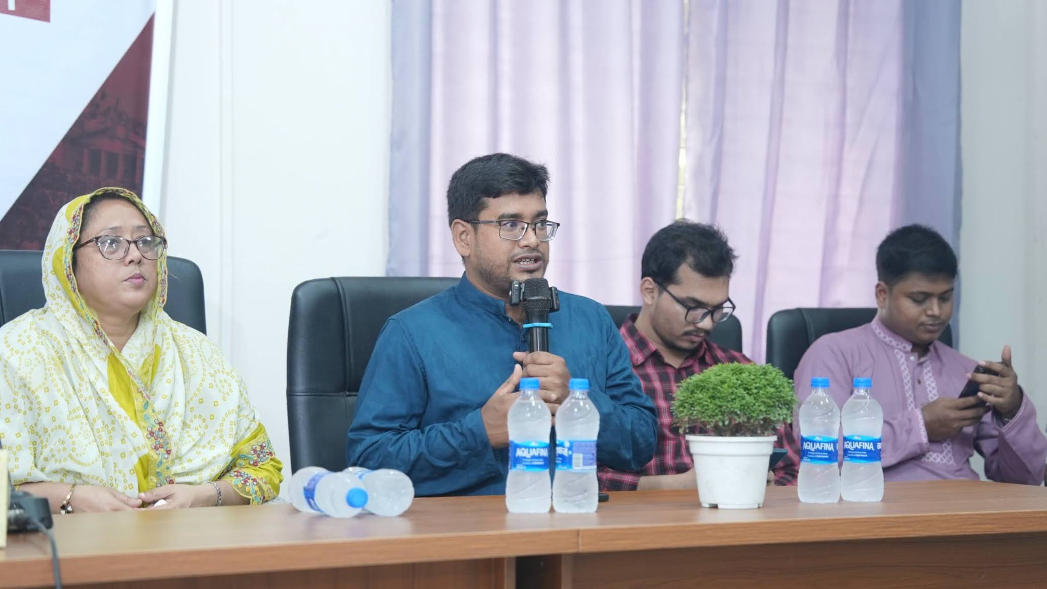 জুলাই বিপ্লবে গণমাধ্যমের ভূমিকা ও শহীদ সাংবাদিকদের স্মরণে ডাকসুর সেমিনার