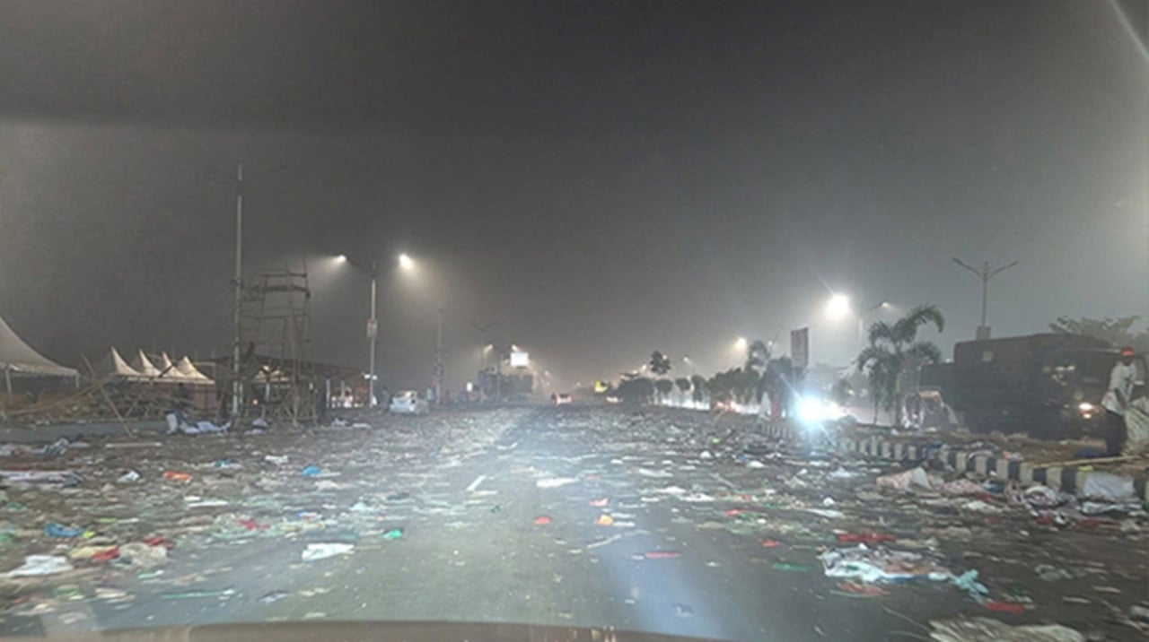 সংবর্ধনাস্থলের বর্জ্য পরিষ্কারে নামছে বিএনপি