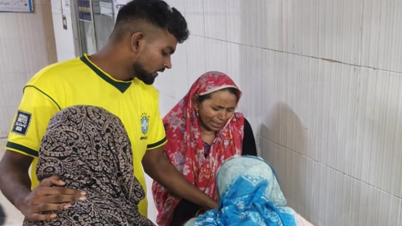 সোনারগাঁয়ে বিএনপি কর্মীকে কুপিয়ে হত্যা