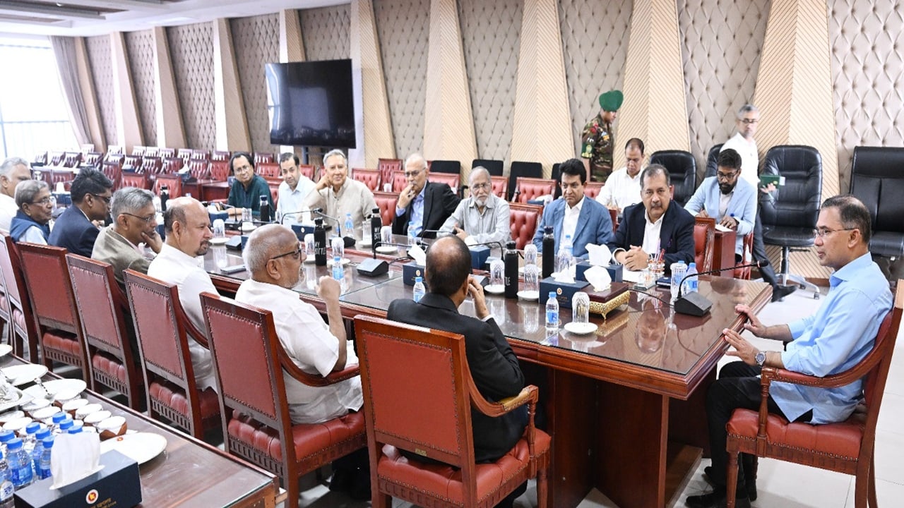 প্রধানমন্ত্রীর সঙ্গে নোয়াব সদস্যদের বৈঠক