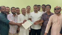 চরফ্যাশনে সার ডিলারশিপ বিতর্কে স্ট্যাম্পে লিখে দায়িত্ব হস্তান্তর যুবদল নেতার