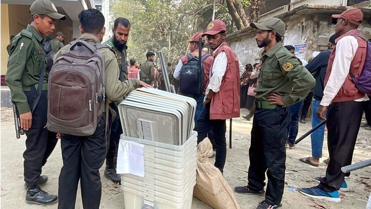 মিরসরাইয়ে অর্ধেকের বেশি ভোটকেন্দ্র অধিক ঝুঁকিপূর্ণ