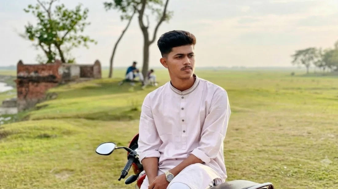 কর্ণফুলীতে ট্রলারে আগুন: দগ্ধ প্রকৌশলী তামিমের মৃত্যু, নিহত বেড়ে ৩