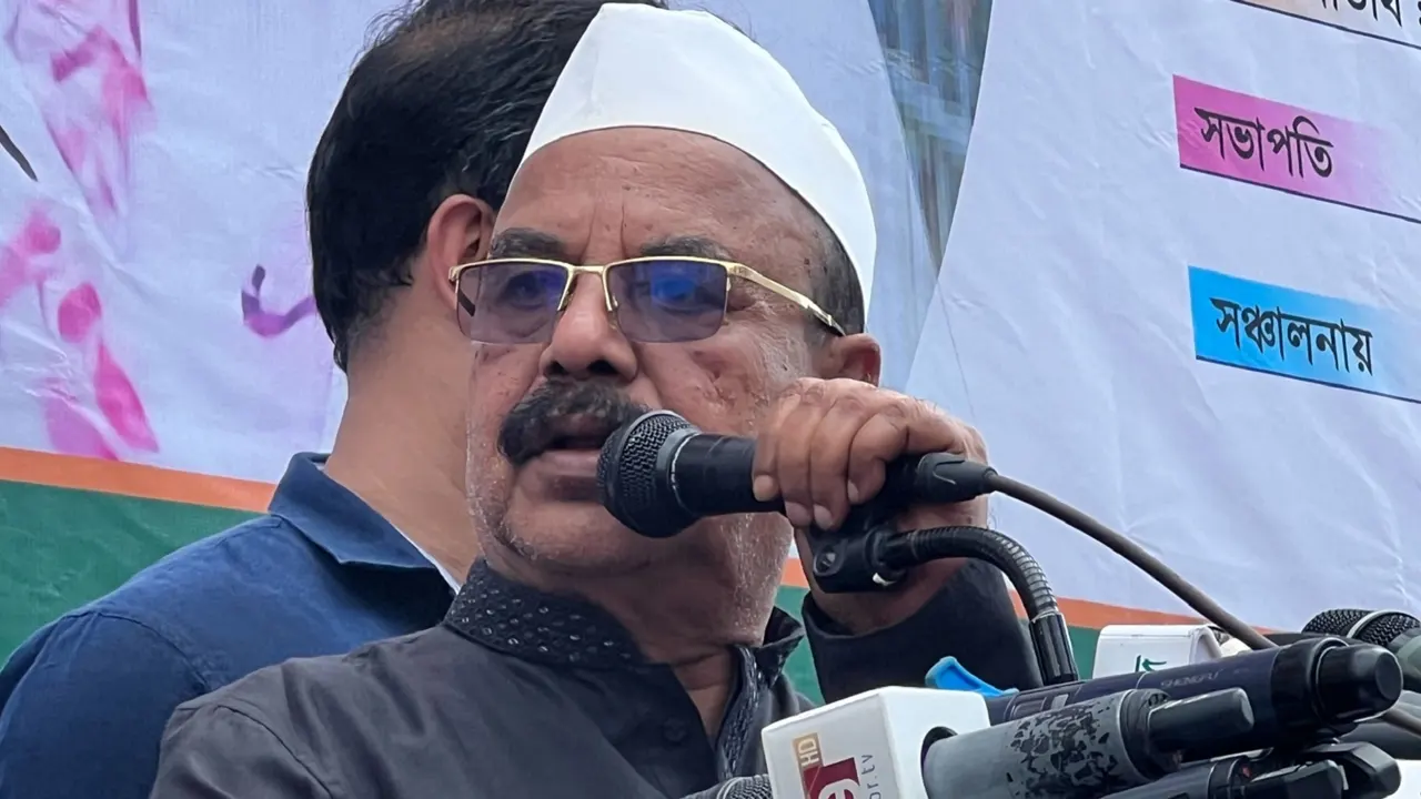 ইউনূস মৌলবাদীদের এক করেছেন রাস্তায় নামলে ২৪ ঘণ্টাও থাকতে পারবেন না