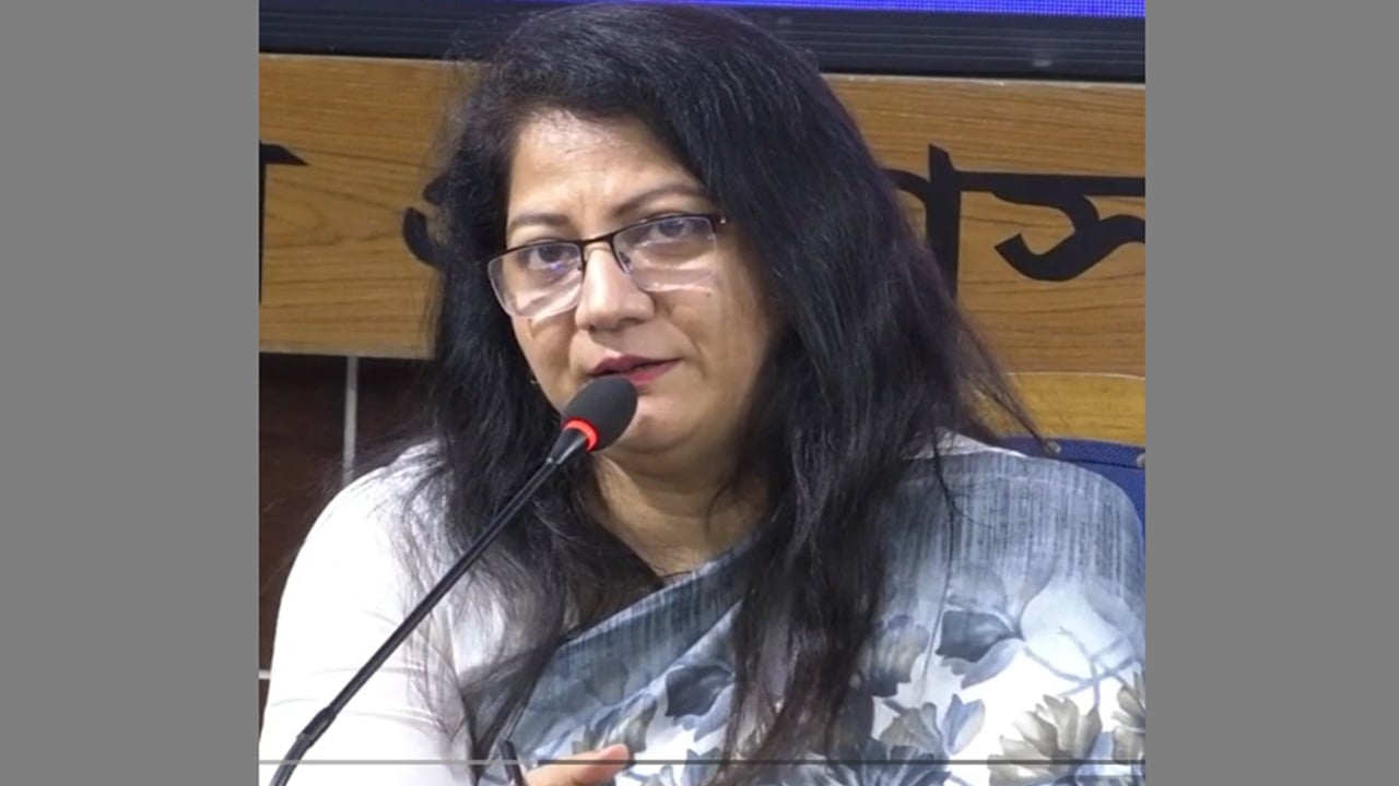 প্রাথমিক শিক্ষা পদকে ঢাকা বিভাগের শ্রেষ্ঠ ডিসি টাঙ্গাইলের শরীফা হক