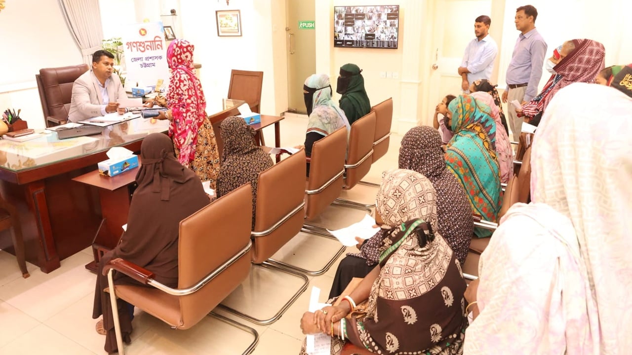 চট্টগ্রাম ডিসির গণশুনানি রূপ নিচ্ছে গণপ্রত্যাশায়