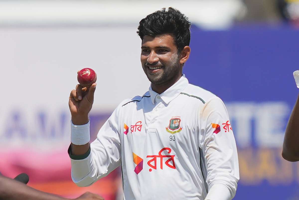 শেষদিনের লক্ষ্য ‘ভালো’ সংগ্রহ