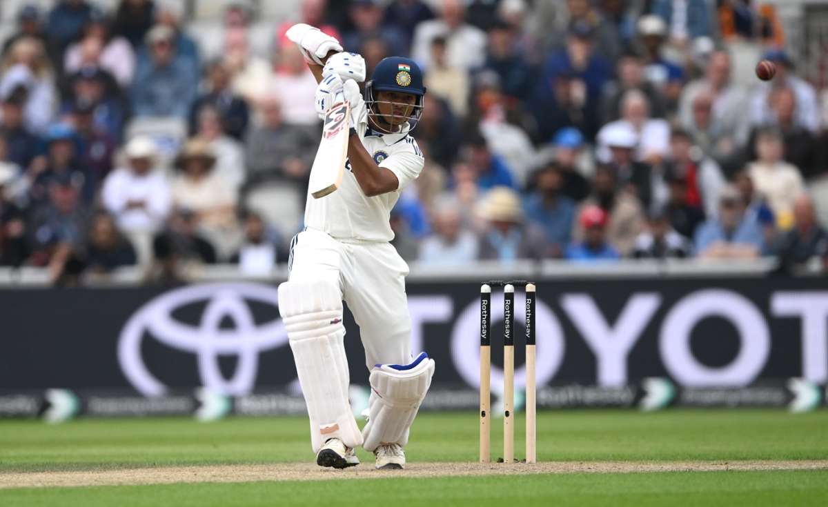জয়সওয়ালের ব্যাটে ফুরাল ৫১ বছরের আক্ষেপ