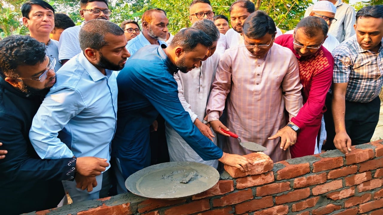 সেই অসহায় গোলাপিকে নতুন বাড়ি দিলেন প্রধানমন্ত্রী তারেক রহমান