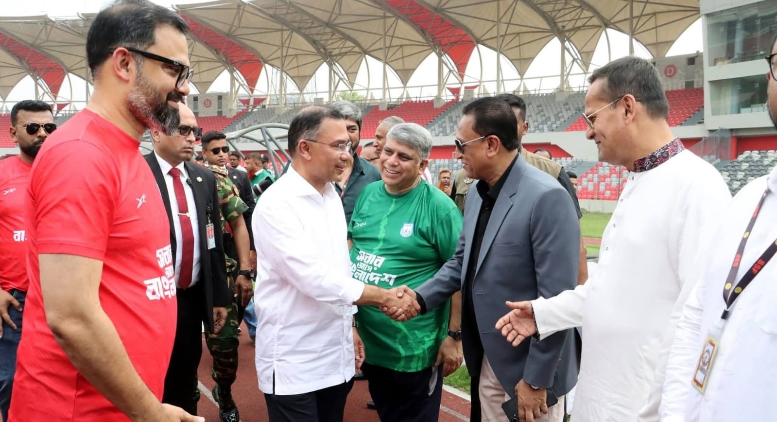 ফুটবল মাঠে প্রধানমন্ত্রী