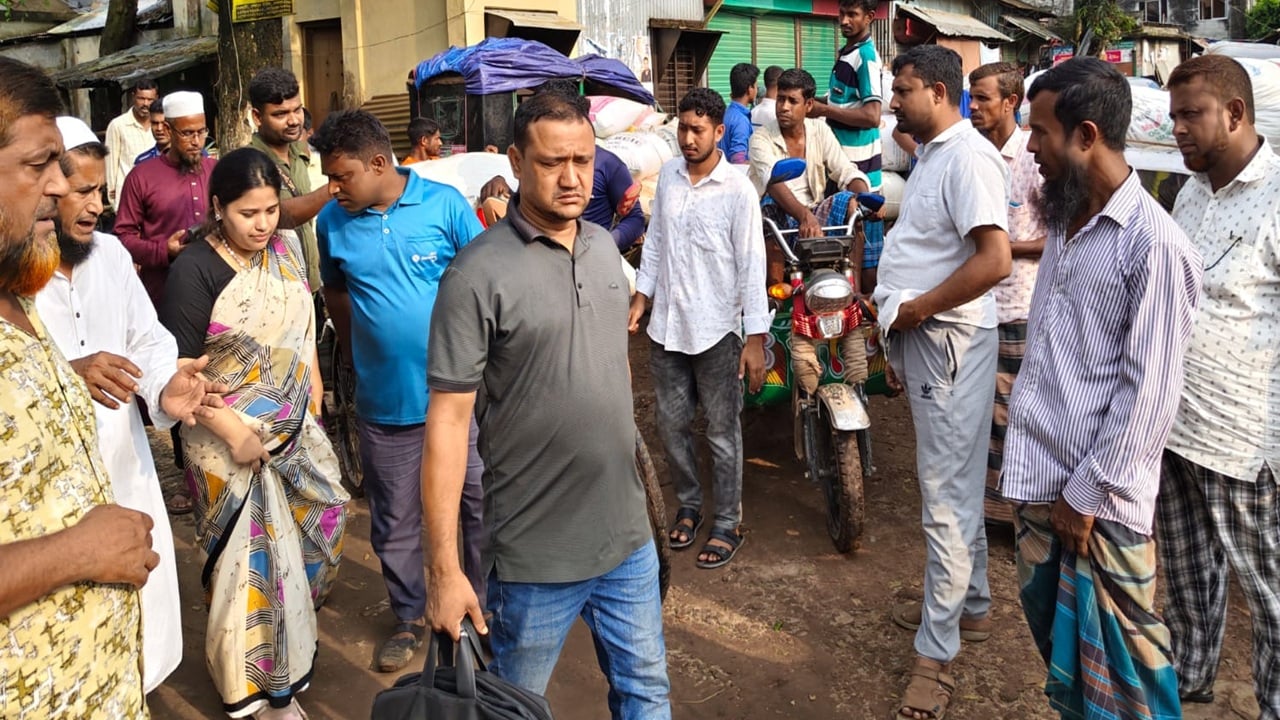 ধান-চাল সংগ্রহে চলছে নানা অনিয়ম, দুর্নীতি