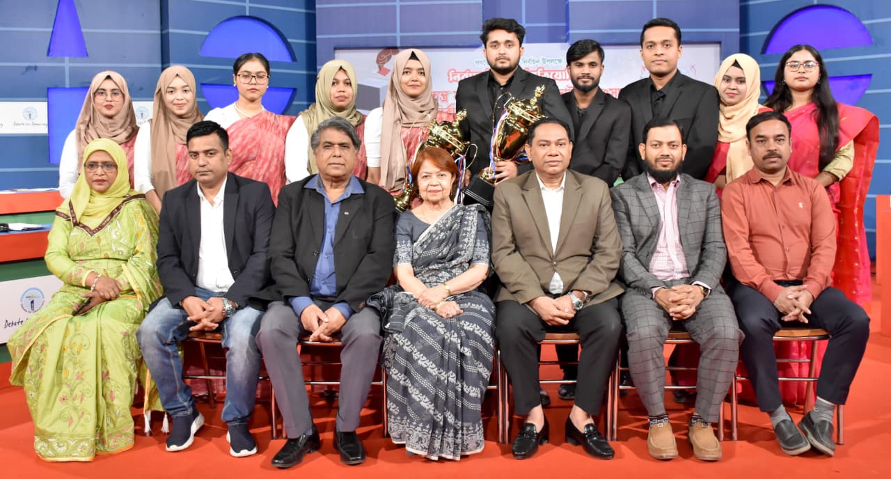 পরিবেশ কিছুটা অসহিষ্ণু, নির্বাচনে সহিংসতার ভয় আছে: ড. রওনক