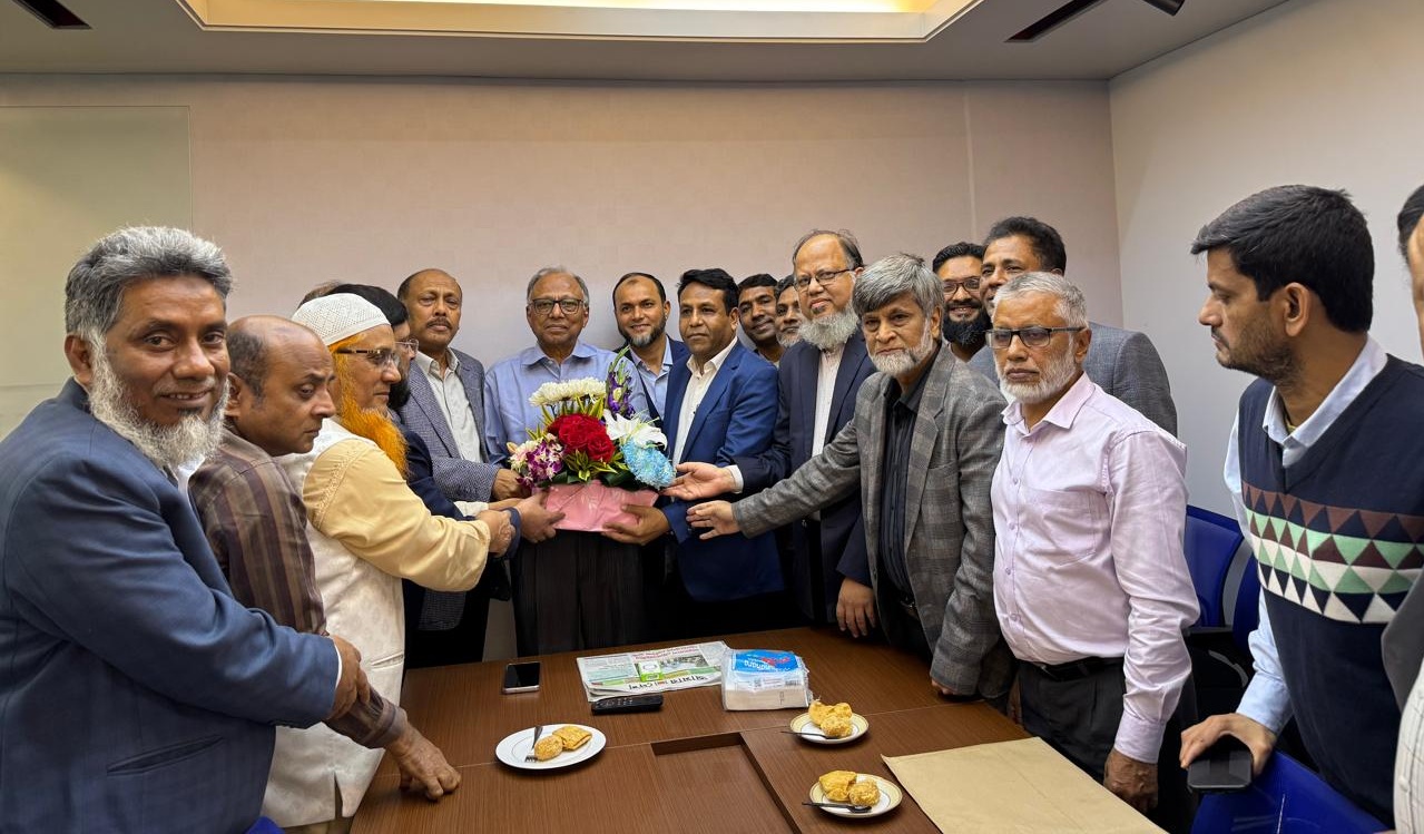 একুশে পদক পাওয়ায় আমার দেশ সম্পাদককে কৃষিবিদদের শুভেচ্ছা