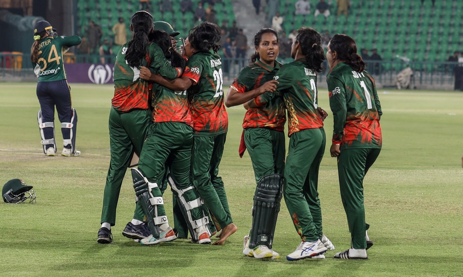 যে সমীকরণ মেলালে বিশ্বকাপের টিকিট কাটবে বাংলাদেশ