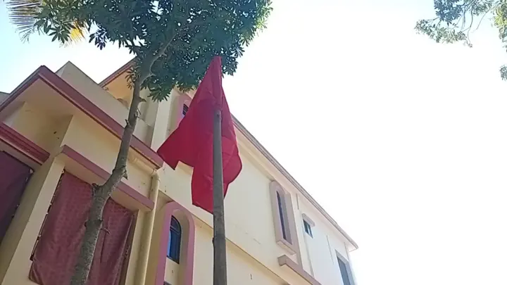 দখল নিয়ে দুই ভাইয়ের বিরোধ, বাড়িতে আদালতের নিষেধাজ্ঞা