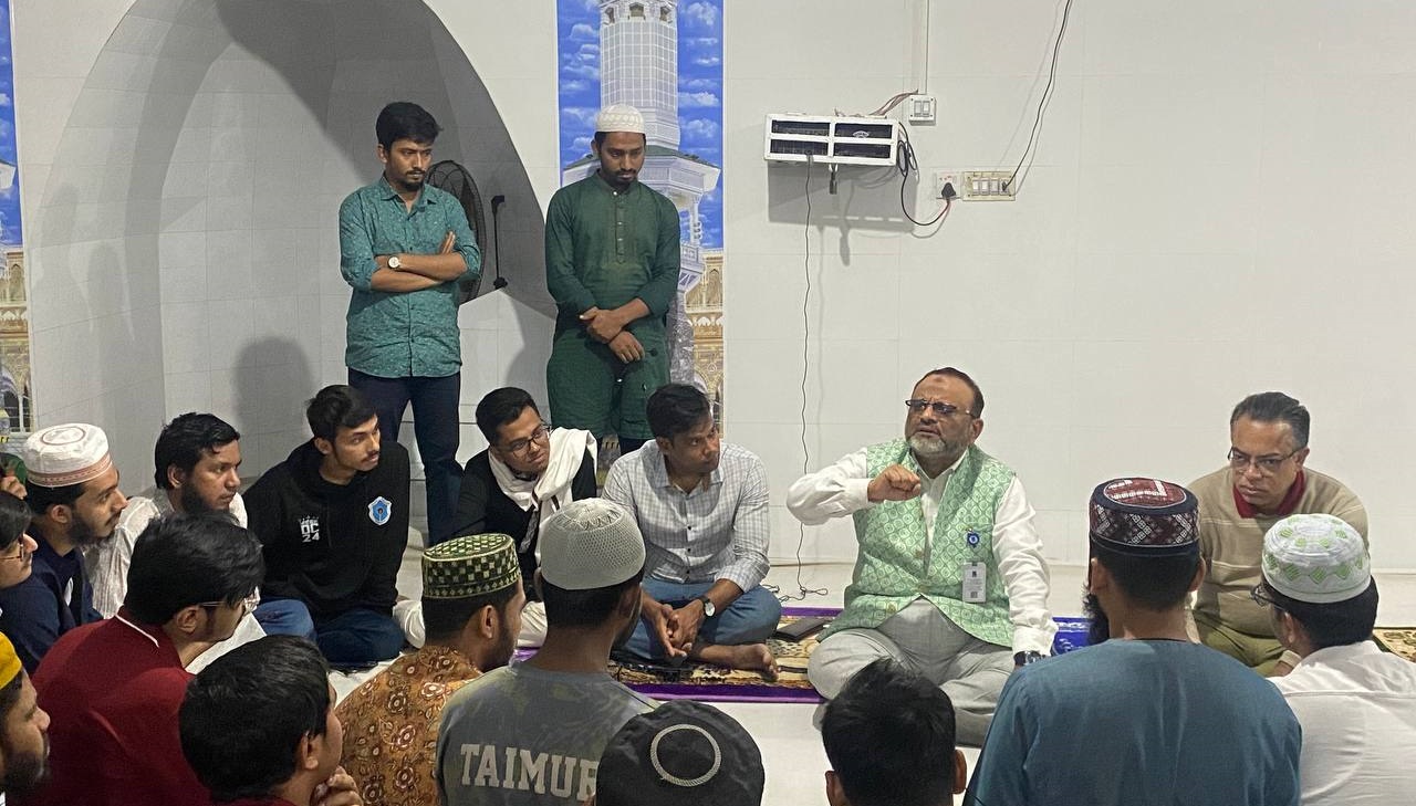 ঢাবিতে শহীদ আবু বকর স্মরণে দোয়া মাহফিল অনুষ্ঠিত