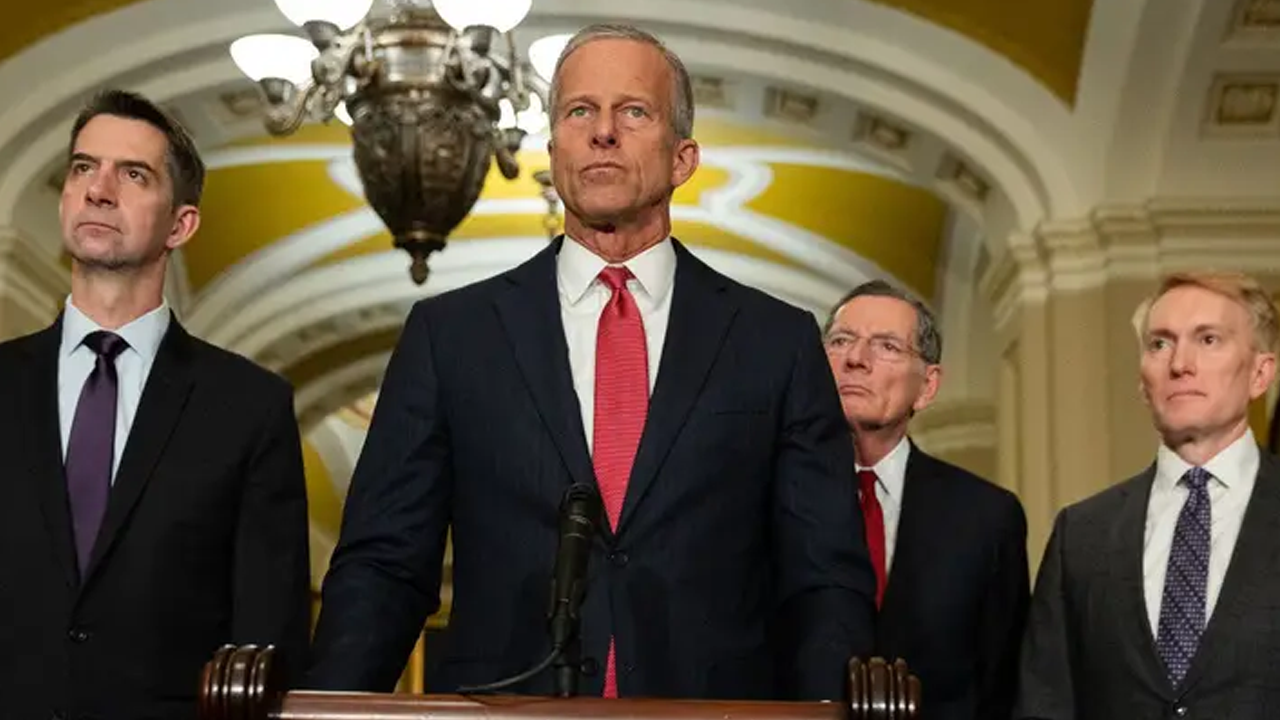 ইরান যুদ্ধে ট্রাম্পকে ‘দায়মুক্তি’ দিচ্ছে রিপাবলিকানরা