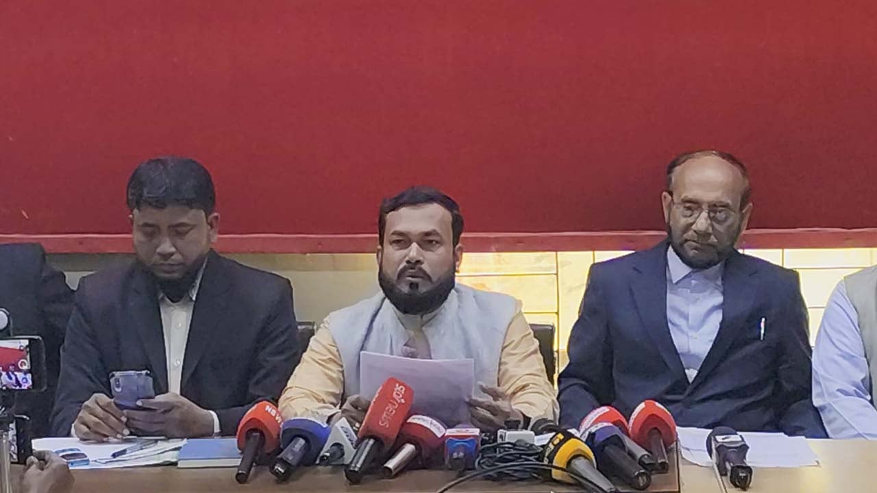 লক্ষ্মীপুরে বিএনপির বিরুদ্ধে টাকা বিতরণের অভিযোগ জামায়াতের